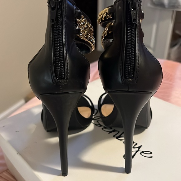 Black soft faux leather platform stiletto heel with a chain linked straps - Picture 3 of 4